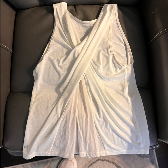Lululemon Tank Top EUC - Picture 1 of 3